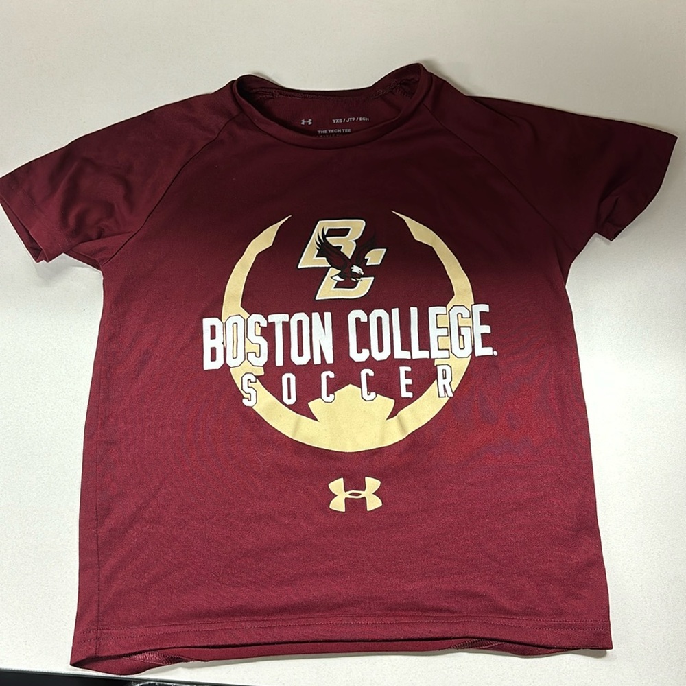 Under Armour Boston College Short sleeve soccer shirt for kids